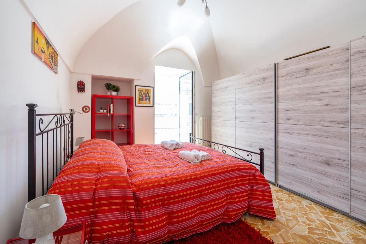 Vico II Terrace Apartment A Step From Piazza Roma Martina Franca Exterior foto