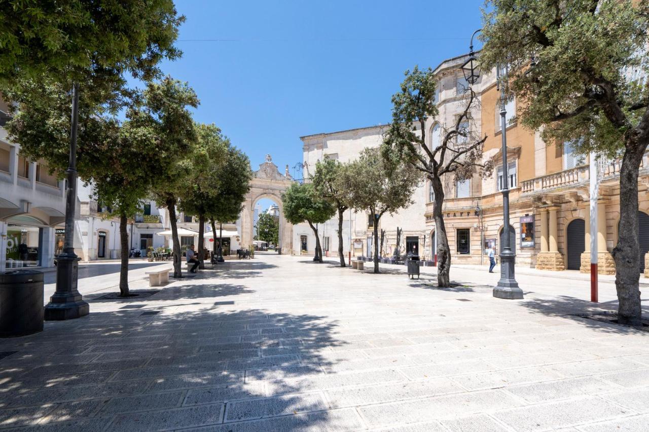 Vico II Terrace Apartment A Step From Piazza Roma Martina Franca Exterior foto